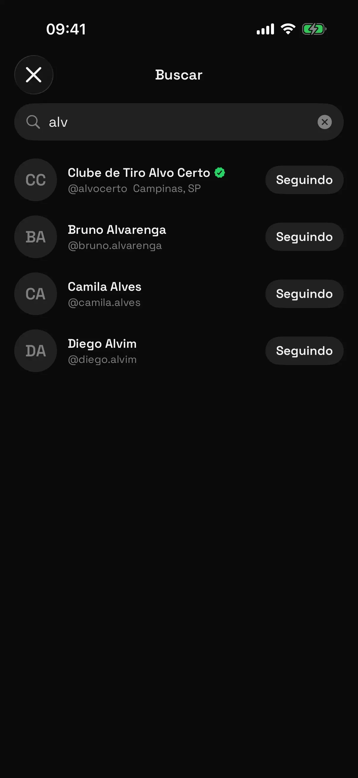 Busca do CAC PRO: um clube e atiradores na mesma lista de resultados, cada um com o seu @.